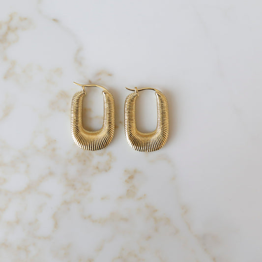 Fan Oval Hoops