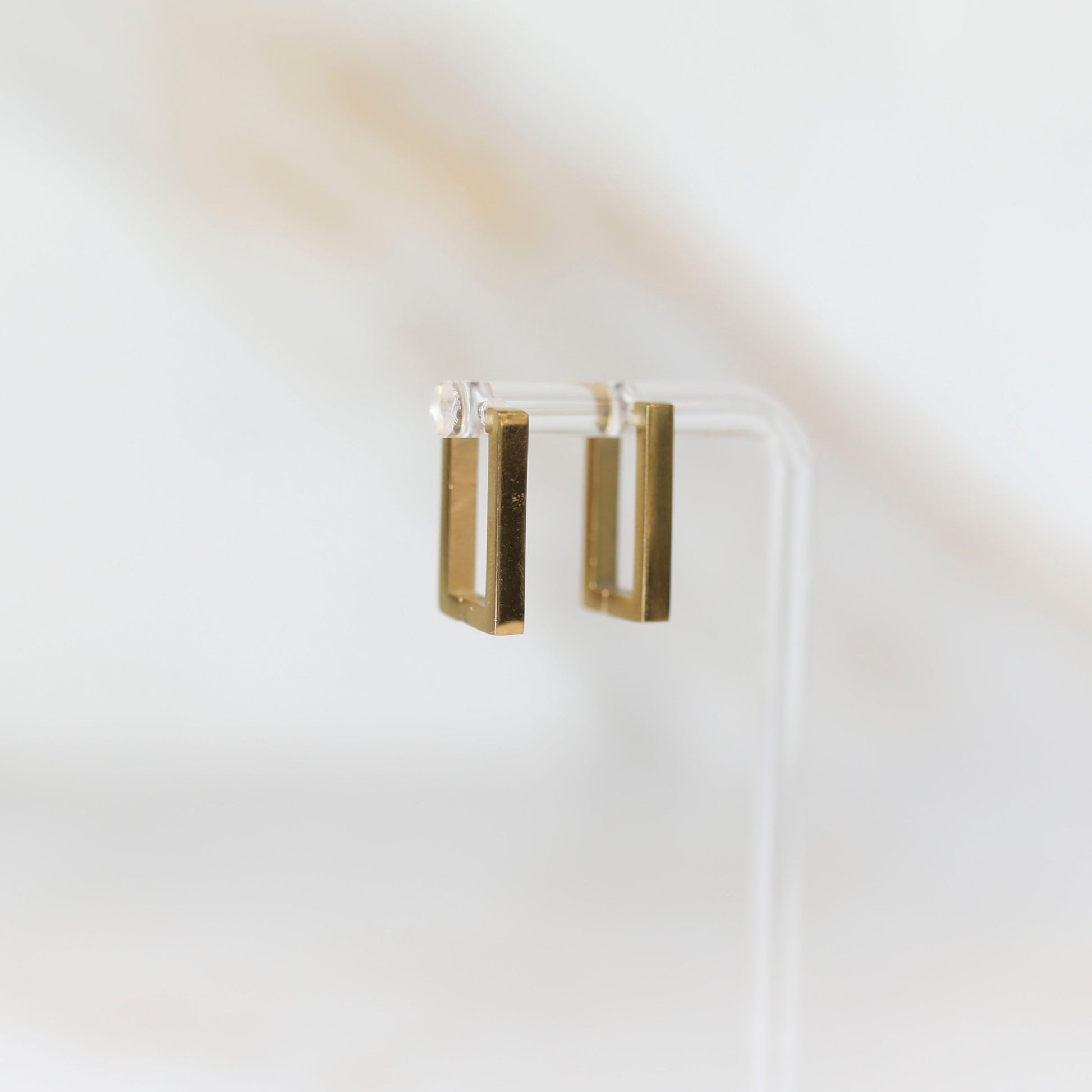 Basic Geometric Hoop Earrings in the Rectangle shape