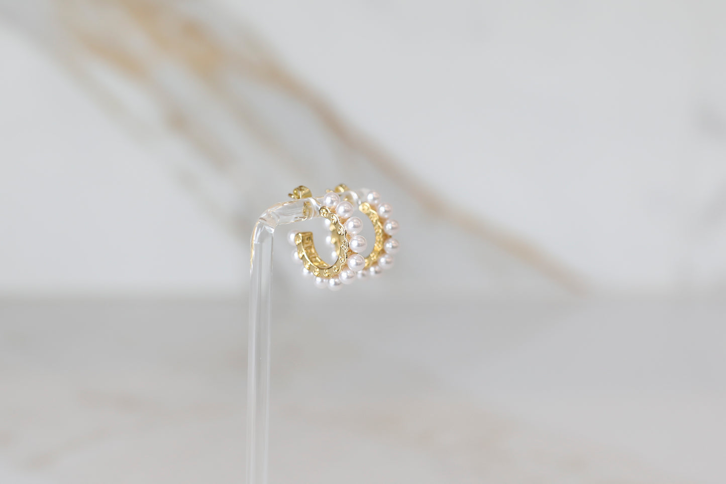 Grande Bezel Pearl Hoops