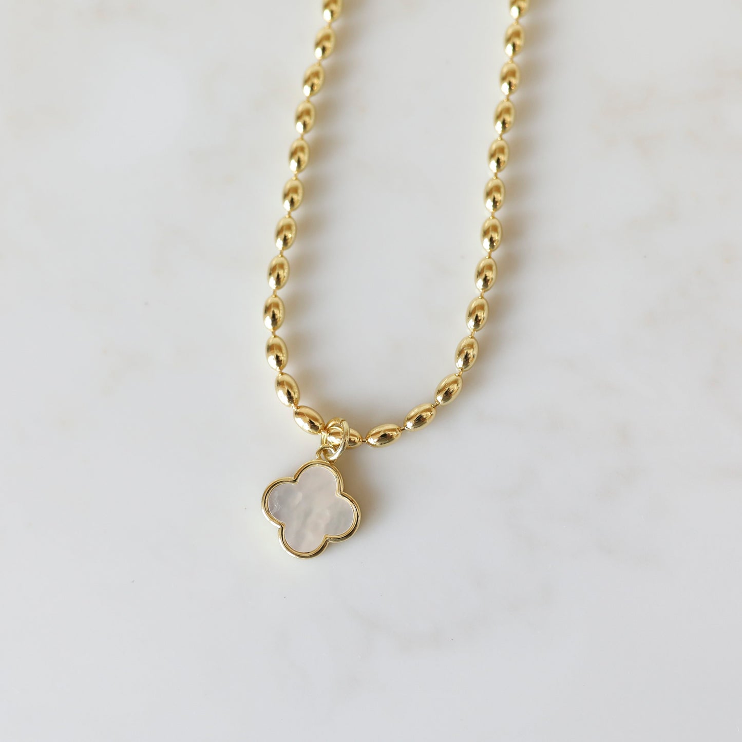 Rice Slider Chain with Clover Charm