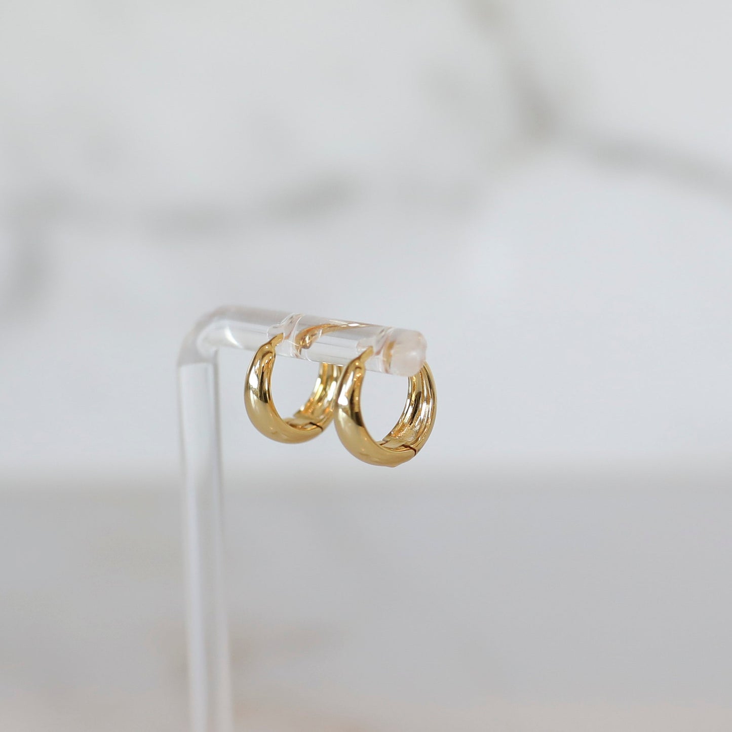 Basic Oval Huggie Hoops