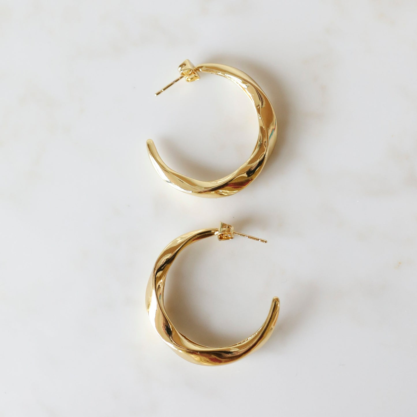 Wave Hoops