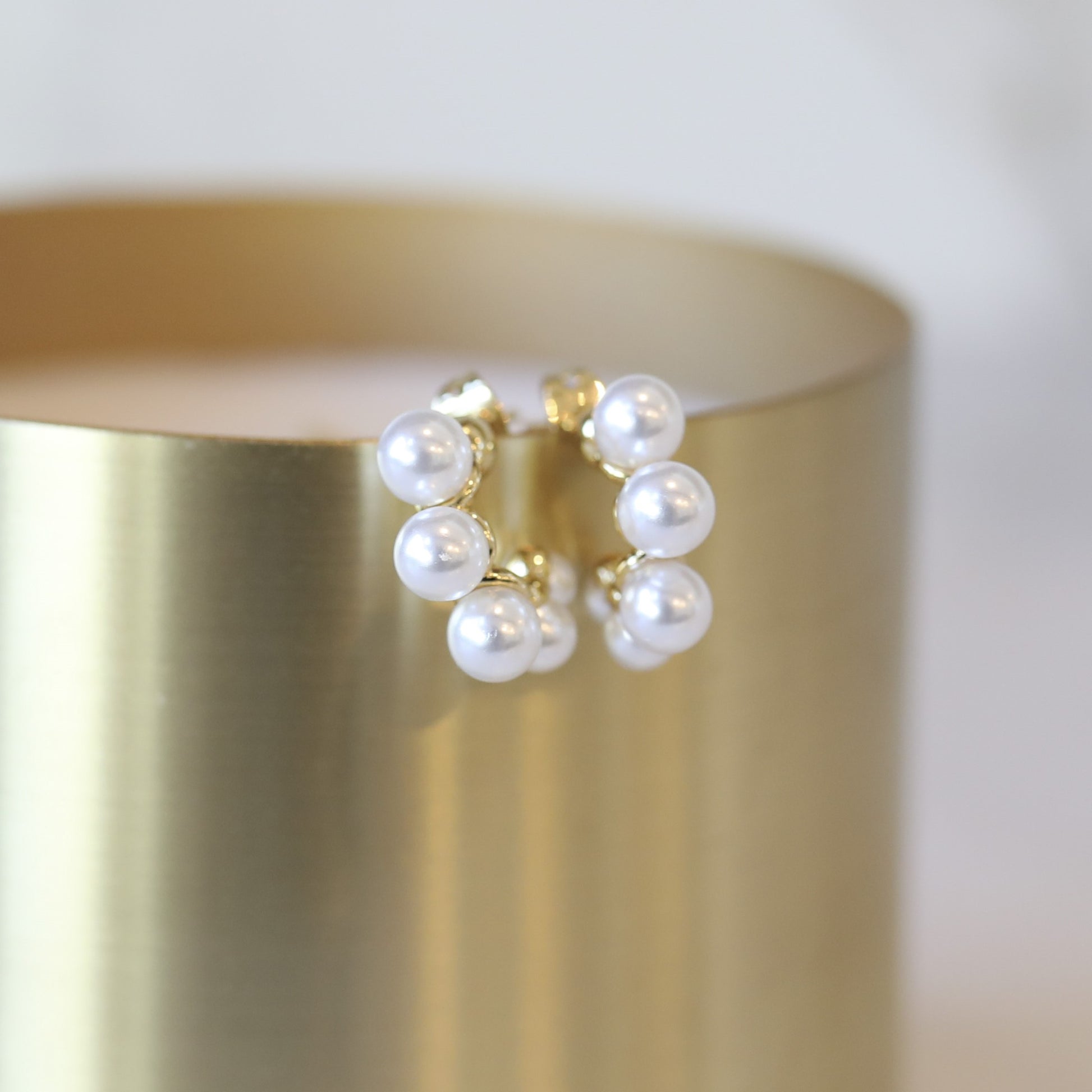 Graduated Pearl Hoops