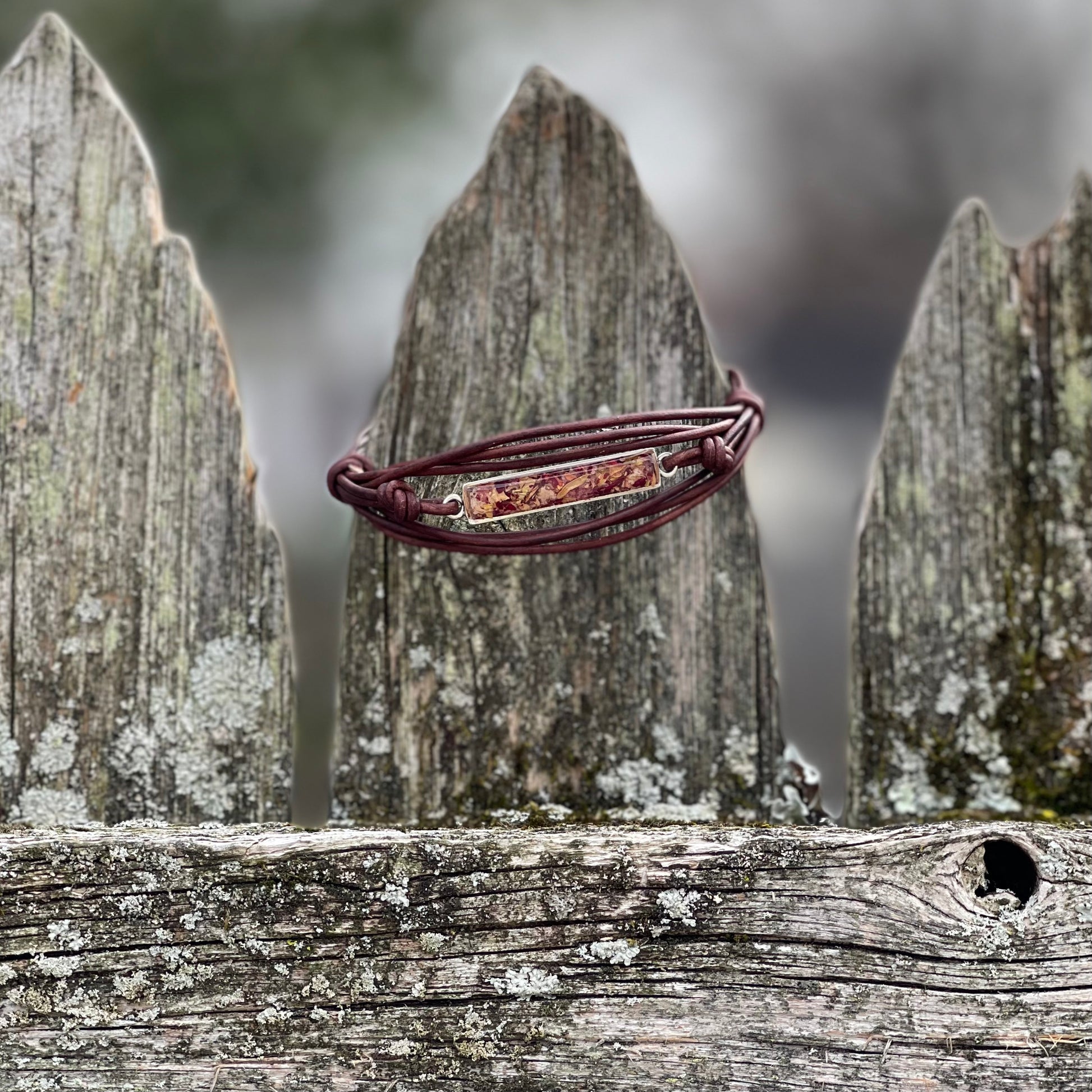 Memory Flower Itsy Link Leather Bracelet