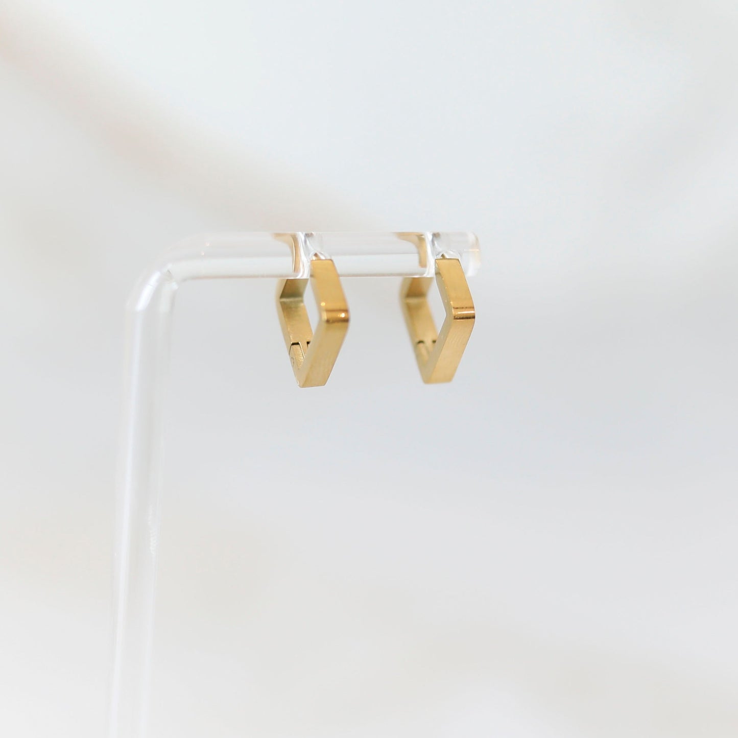 Basic Geometric Hoop Earrings in the Diamond shape