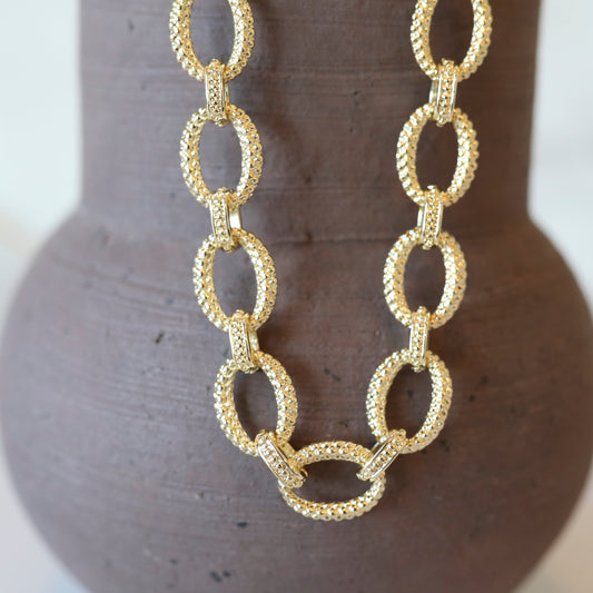 Oval Textured Chain Necklace