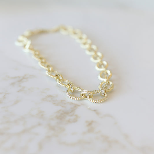 Oval Textured Chain Necklace