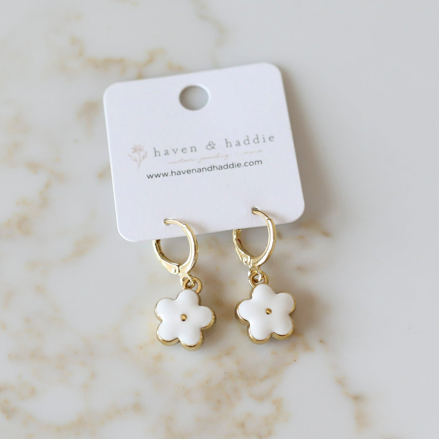 Daisy Hoop earrings in White