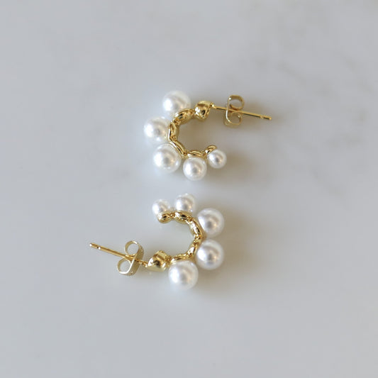 Graduated Pearl Hoops