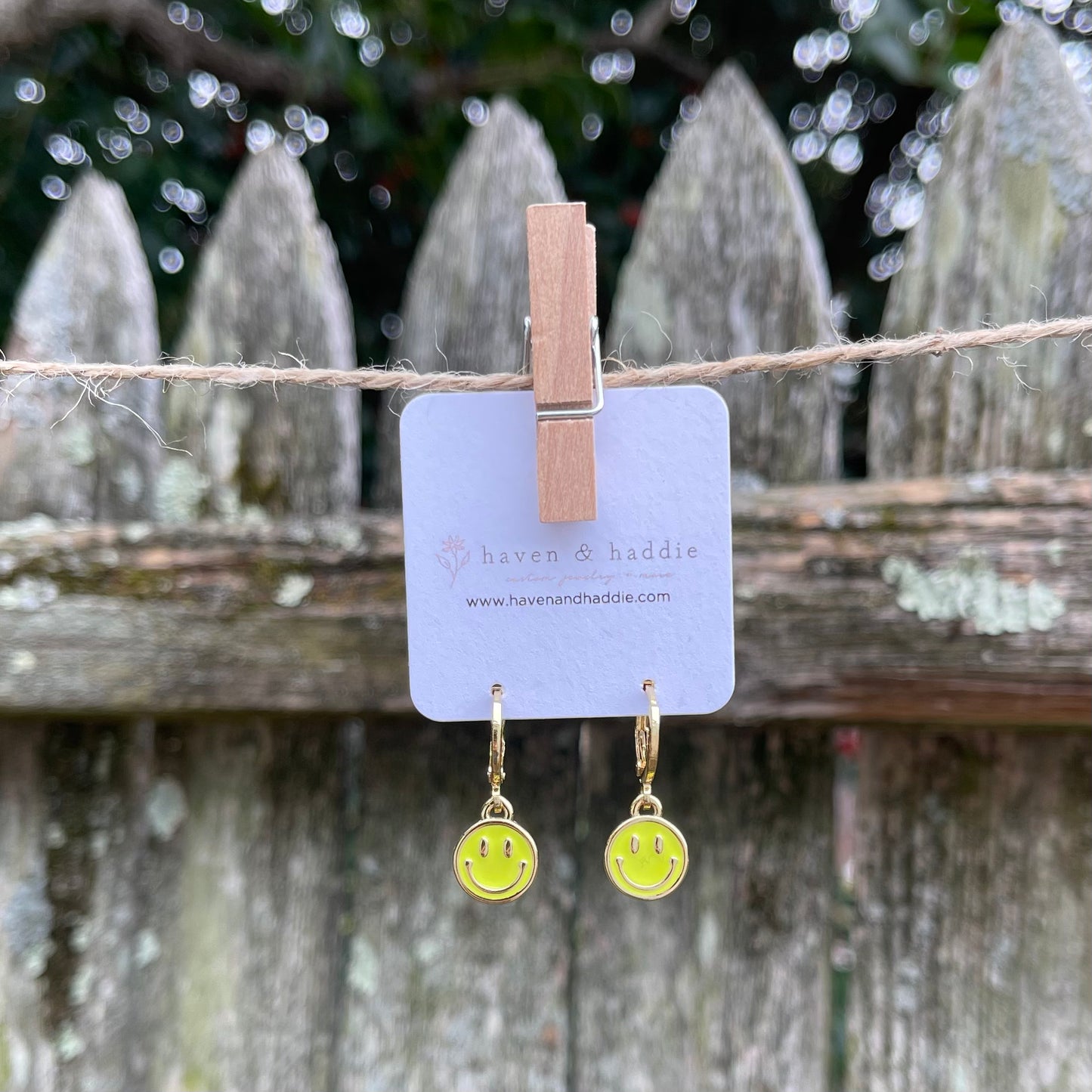 Mini Enamel Smiley Face Hoop Earrings - Neon Yellow