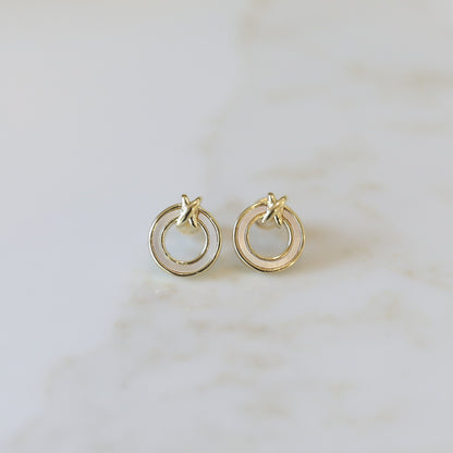 Mother of Pearl Studs - Love Knot